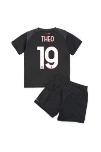 AC Milan Theo Hernandez #19 Babyklær Hjemme Fotballdrakt til barn 2022-23 Korte ermer (+ Korte bukser)